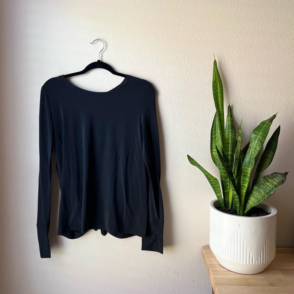 🧘‍♀️ GAP FIT Breathe Long Sleeve Slit Back Active Top